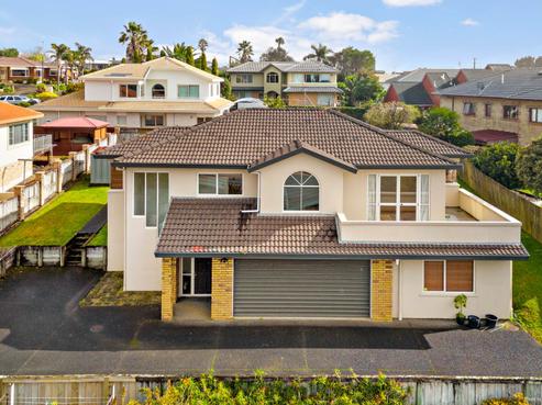 26 Whiting Grove, West Harbour