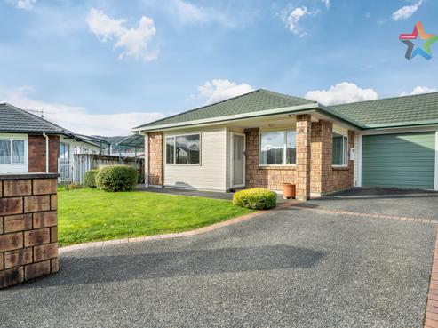 10 Woodland Mews, Wainuiomata