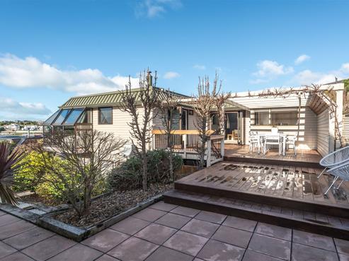 12B Patmos Place, Mount Pleasant