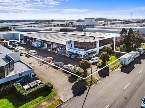 25 Rennie Drive, Mangere