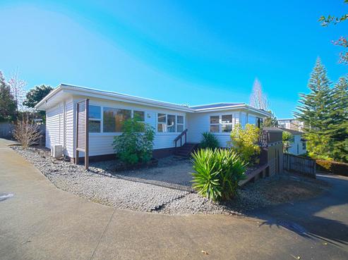 3 Dell Way, Bucklands Beach