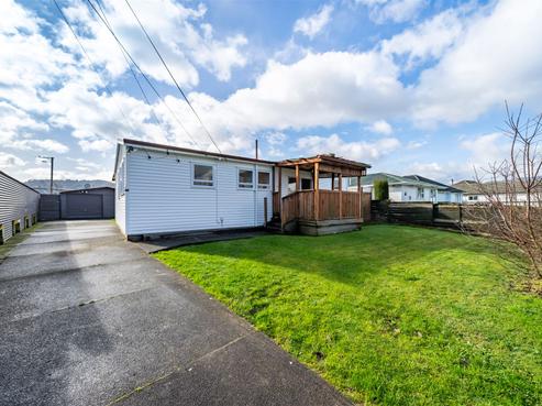 21 Ngata Grove, Trentham