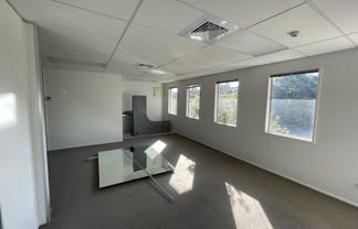 Spacious Office on Gulf Harbour Drive!