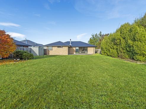 5 Newbrook Terrace, Darfield