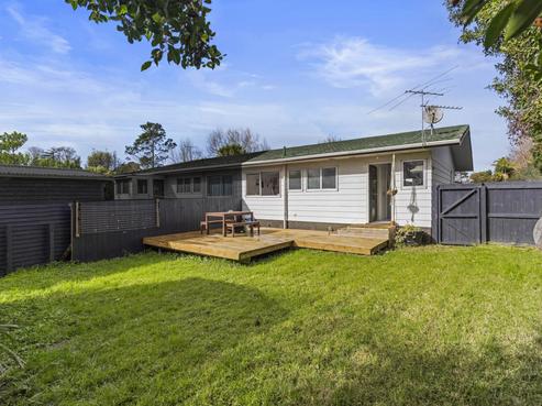 7/19 Bayside Avenue, Te Atatu Peninsula