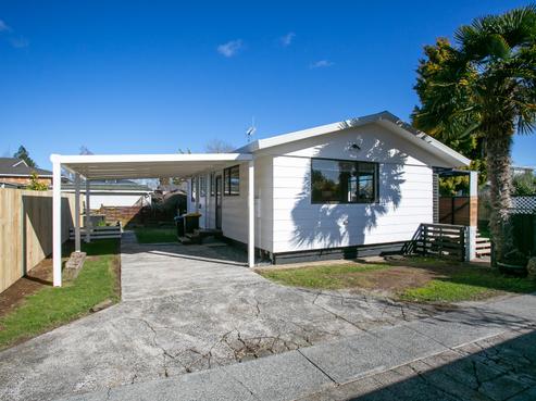 8A Froude Street, Leamington
