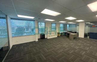CBRE - Airport Oaks Office Opportunity