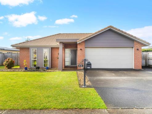 13 Aberdeen Crescent, Wattle Downs