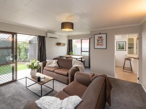 17B Cecil Place, Cloverlea