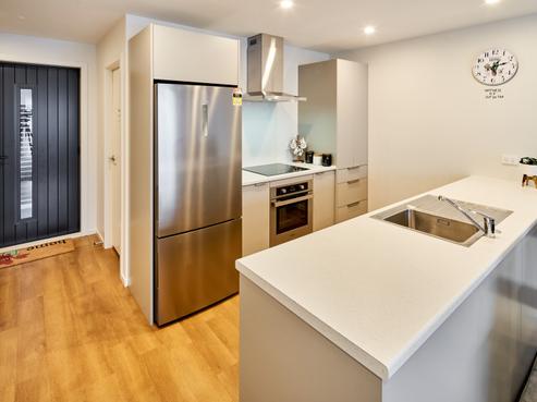 26 Barber Grove, Moera