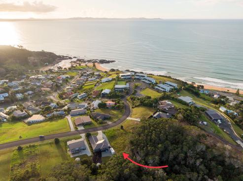 28 Dudley Crescent, Cable Bay