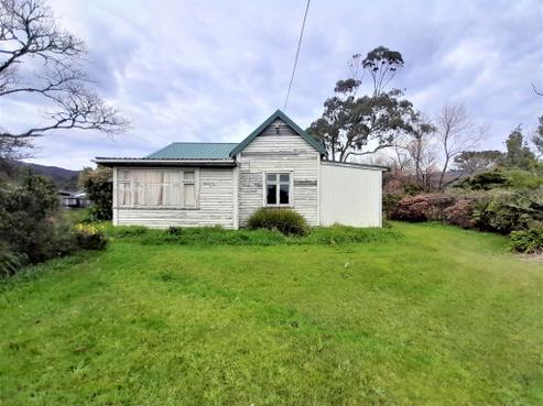 32 McGill Street, Waimangaroa