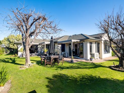 11 Pukekura Place, Taradale