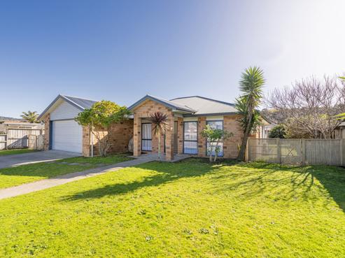 8 Captain Wood Avenue, Whitianga