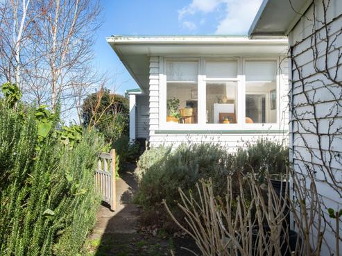 113 Grafton Road, Thames
