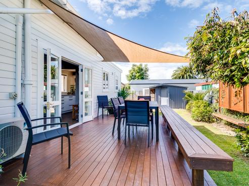 1211 Caroline Road, Mayfair