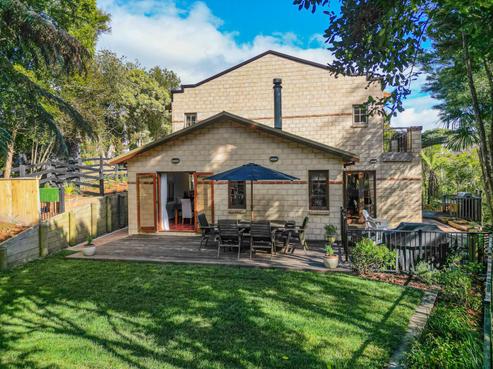 12C Kimberly Grove, Greenhithe