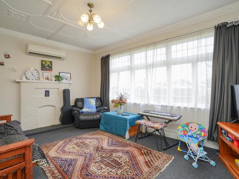 1 Perth Street, Windsor