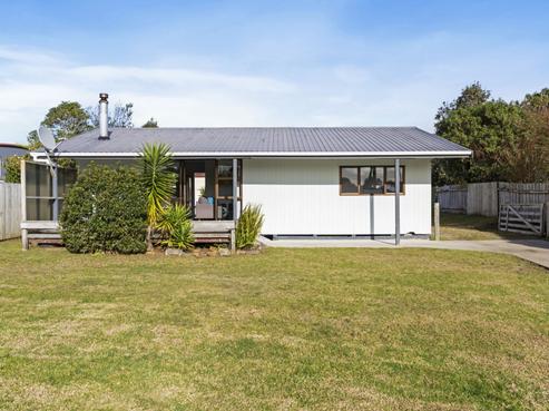309 Linton Crescent, Whangamata