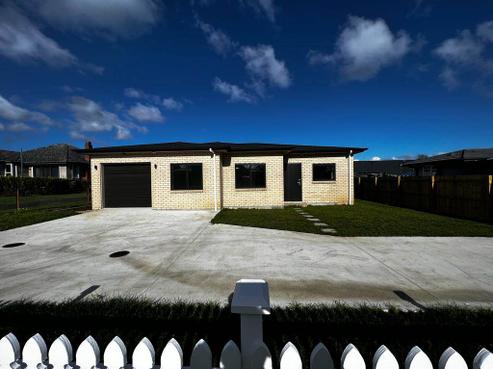 7 Burrell Avenue, Wiri