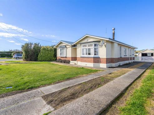 40 Oakland Street, Mataura