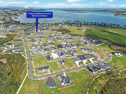 6 Tahuna Minhinnick Drive, Glenbrook