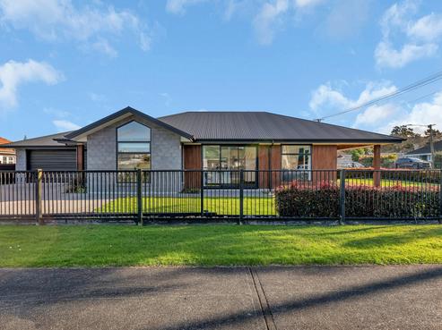 2A Keays Road, Avenues