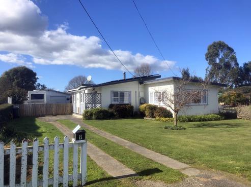 9 Douglas Road, Waipukurau and Surrounds