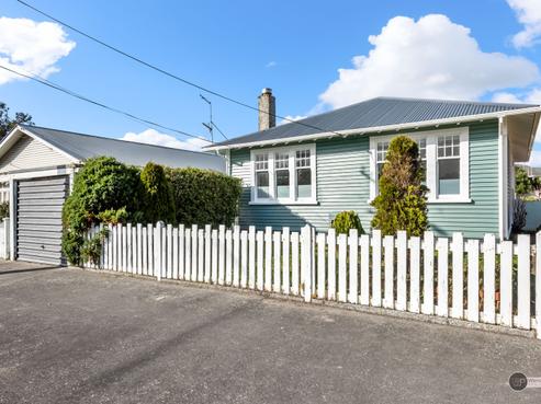 24 Collins Street, Petone