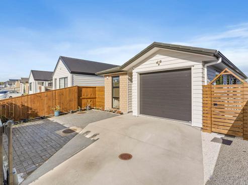 24 Farmland Road, Papakura