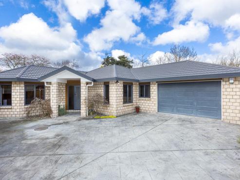 17A Sheridan Crescent, Trentham