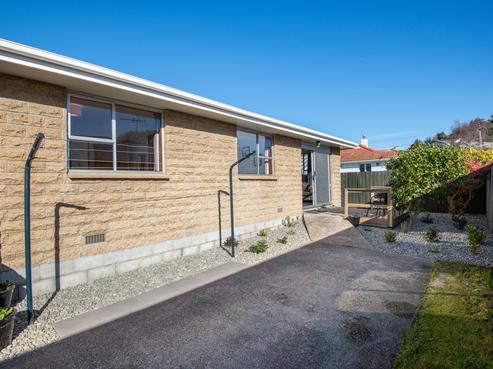 24B Rutherford Street, Caversham