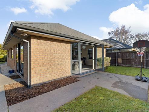 87A Forfar Street, Saint Albans