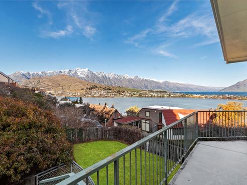 28 Earnslaw Terrace, Queenstown Central