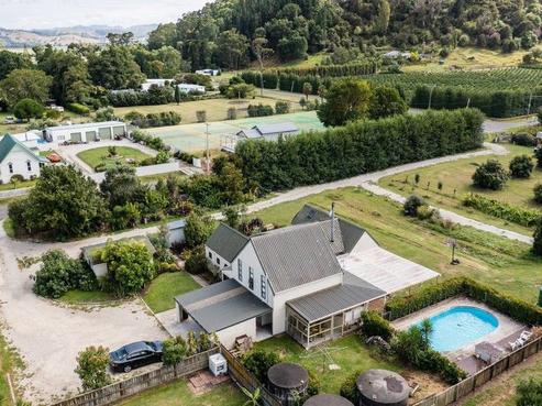6 Hill Road, Ormond