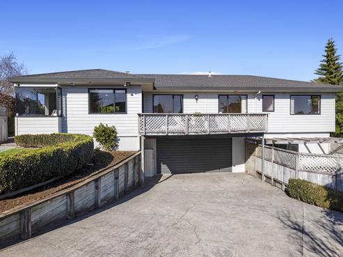 7 Larsen Place, Merrilands