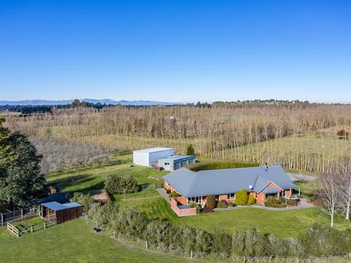 1049 Two Chain Road, Swannanoa