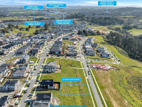 28 Grand Ridge Avenue, Flat Bush