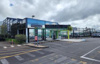 CBRE - Modern Mount Wellington Office