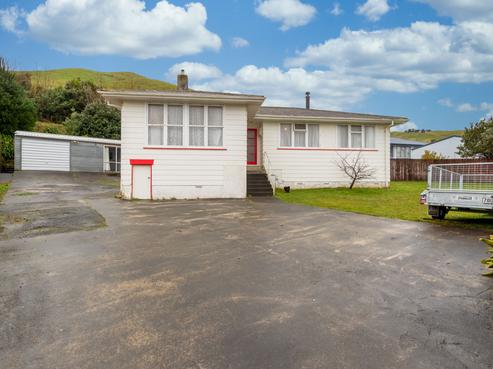 90A Corinna Street, Waitangirua