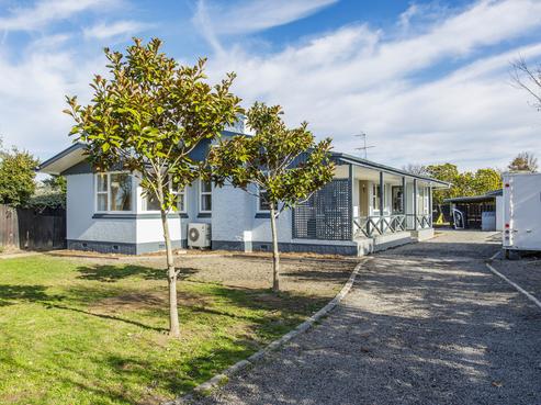 3 Clayton Road, Amberley