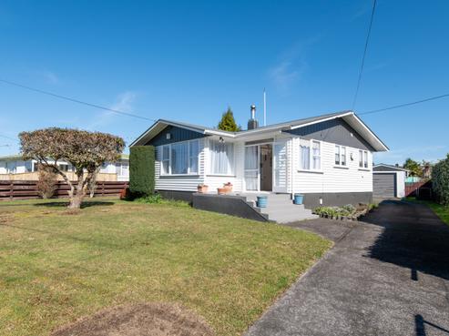 18 Kusabs Road, Mangakakahi