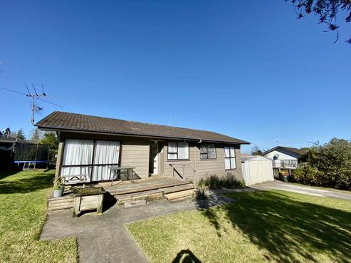 17 Midgley Road, West Harbour