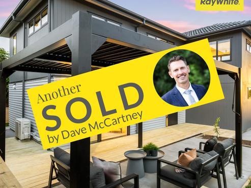 2/39 Simmental Crescent, Somerville