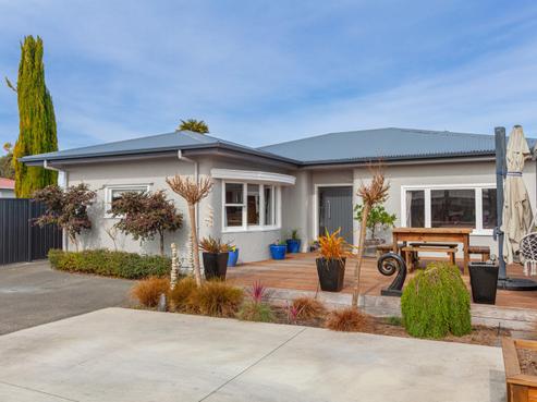 23 Howard Road, Taradale