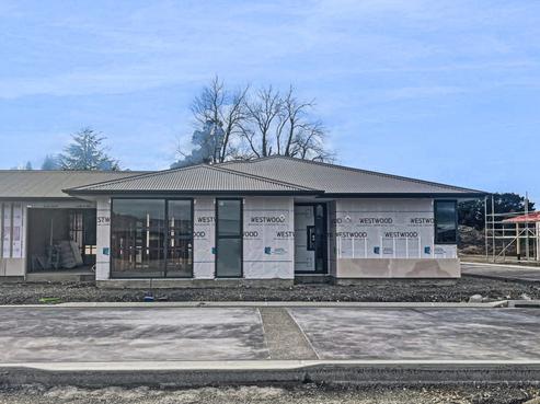 10 Driving Range Road, Solway