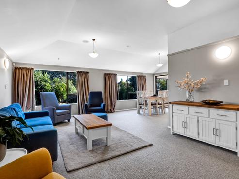 102 Barrett Road, Whalers Gate