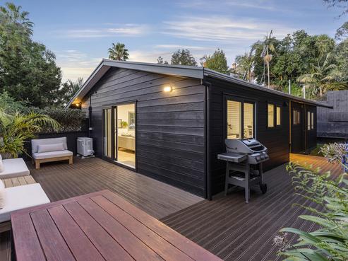 76A Second Avenue, Kingsland