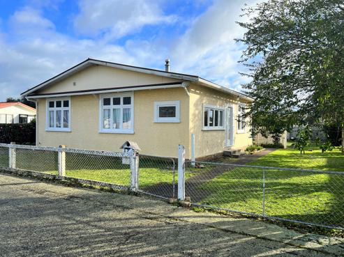 27 Thyra Street, Dannevirke