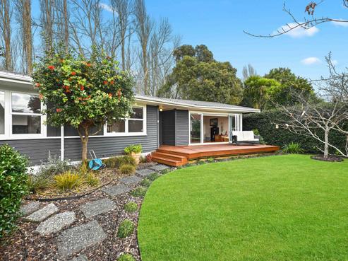 6 Olympia Place, Riverlea